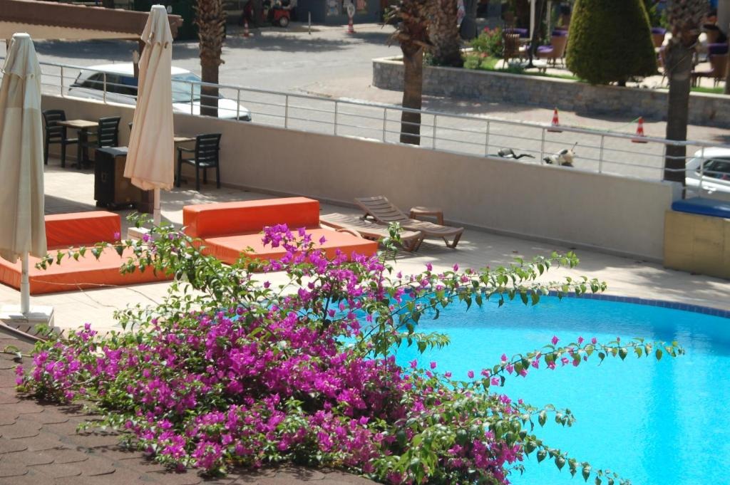 هتل آستوریا بیچ مارماریس